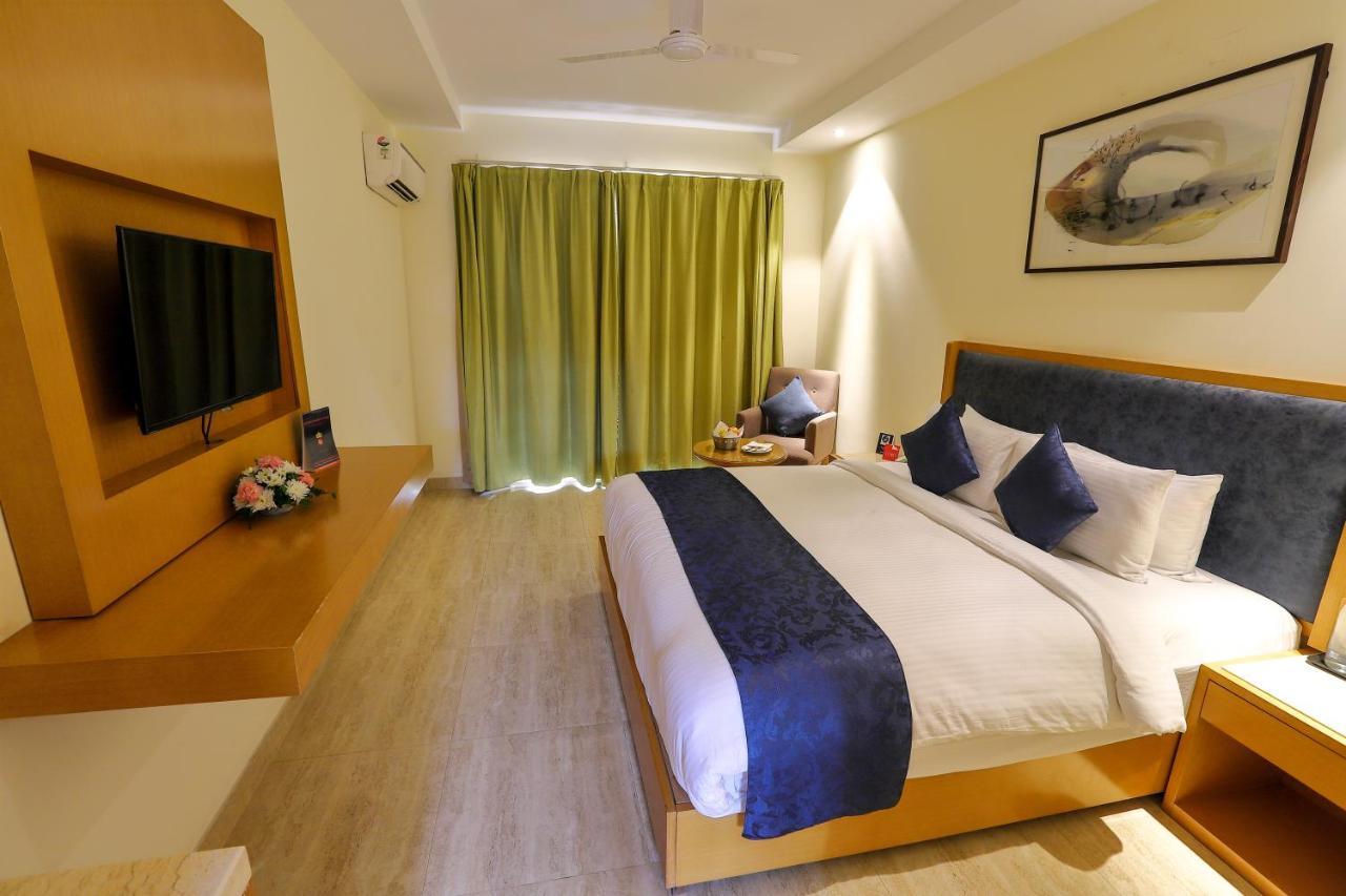 Zip By Spree Hotels Hyde Goa Candolim Eksteriør bilde
